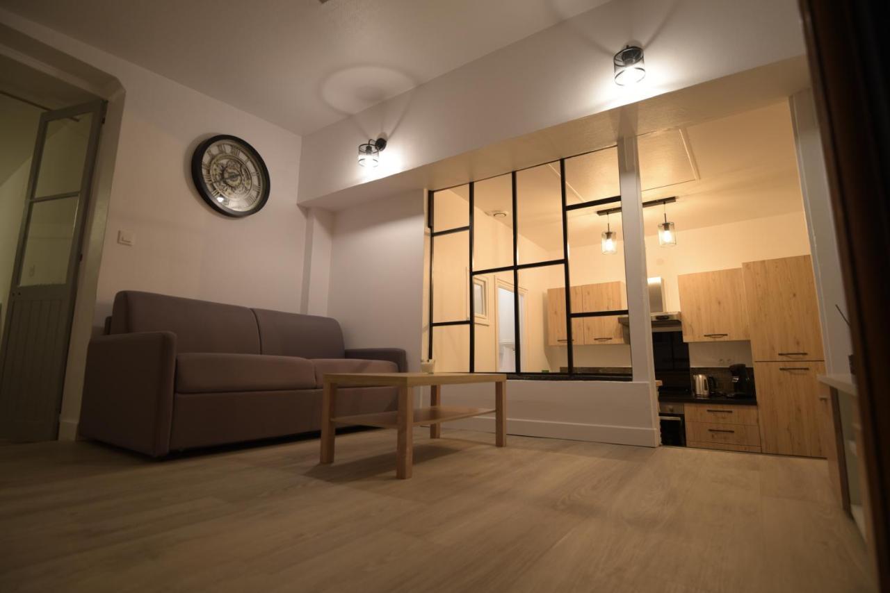 Cosy Appartement Hyper Centre Ville Avec Cour + Patio Auxerre Exterior foto
